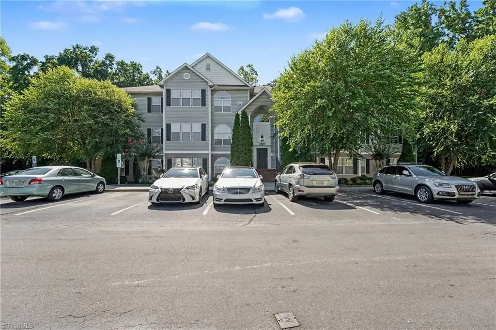 2600 Pennoak Way #H, Greensboro, NC 27407 - #1