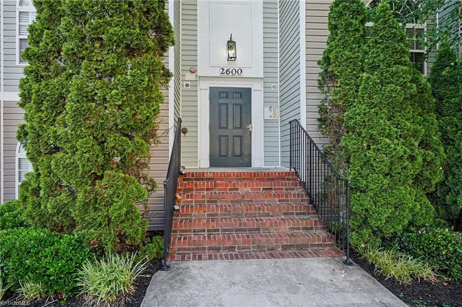2600 Pennoak Way #H, Greensboro, NC 27407 - #2