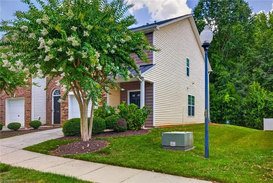 2279 Hartfield Circle, Winston Salem, NC 27103 - #2