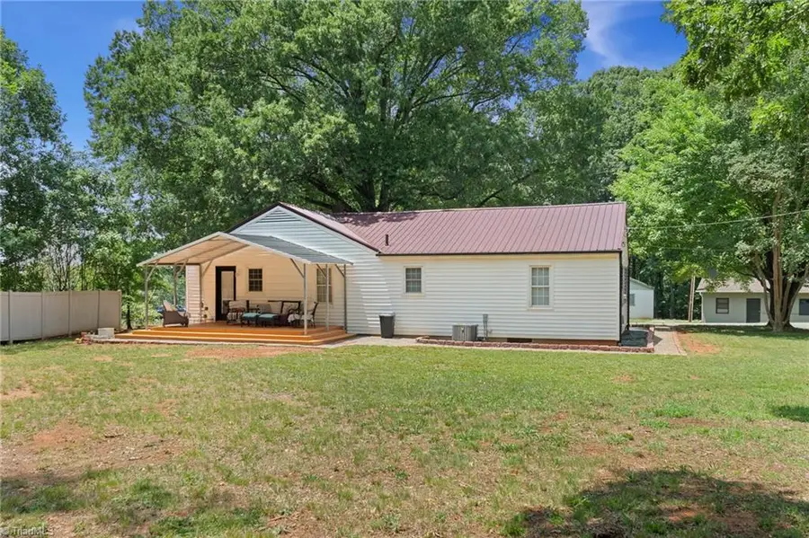 853 Meadowbrook Drive, King, NC 27021 - #2