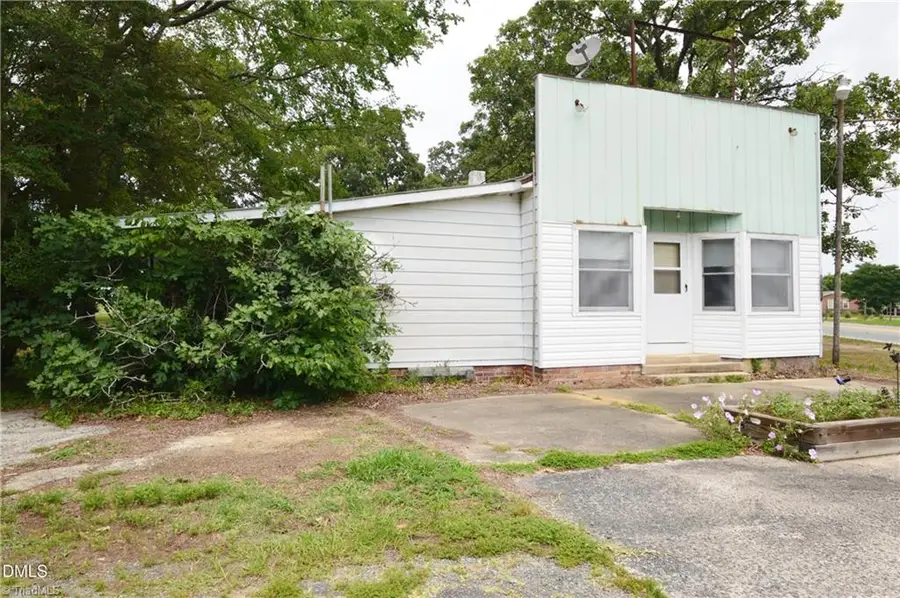 8671 Nc Highway 49, Snow Camp, NC 27349 - #2