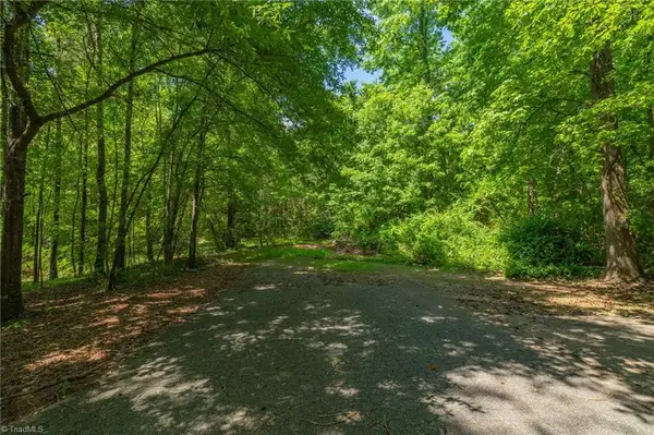 7701 Whipple Trail, Greensboro, NC 27455
