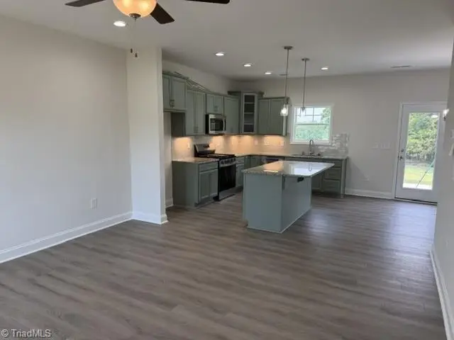 1318 Dandridge Drive, Kernersville, NC 27284 - #2