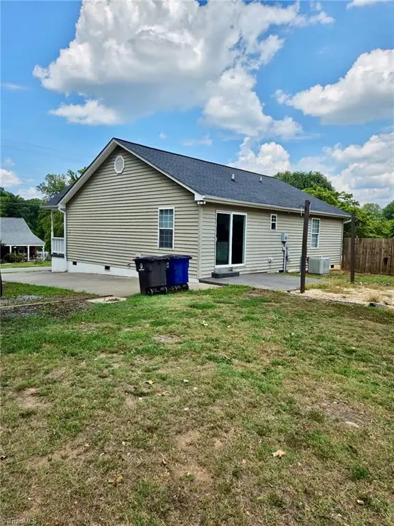 180 Davidson Avenue, Winston Salem, NC 27127 - #2