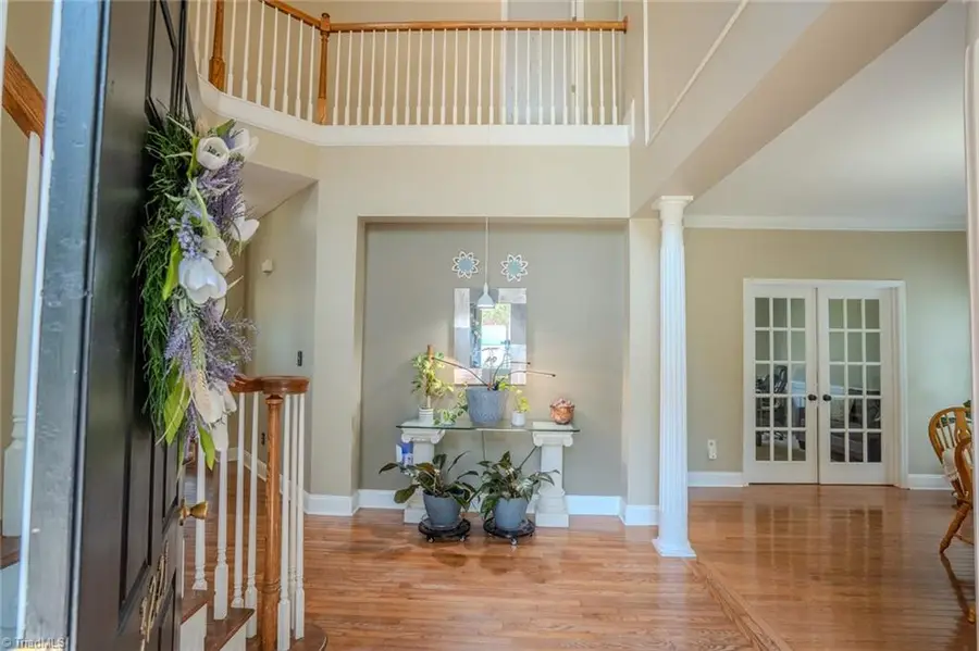 3221 Peninsula Drive, Jamestown, NC 27282 - #2