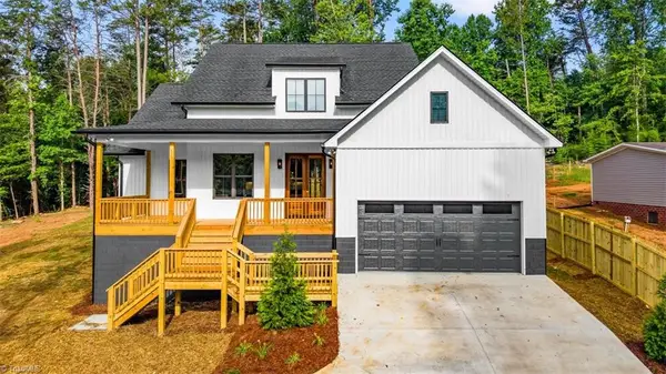 2129 Morning Star Lane, Winston-Salem, NC 27107