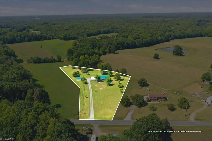 852 Boone Road, Burlington, NC 27217 - #2