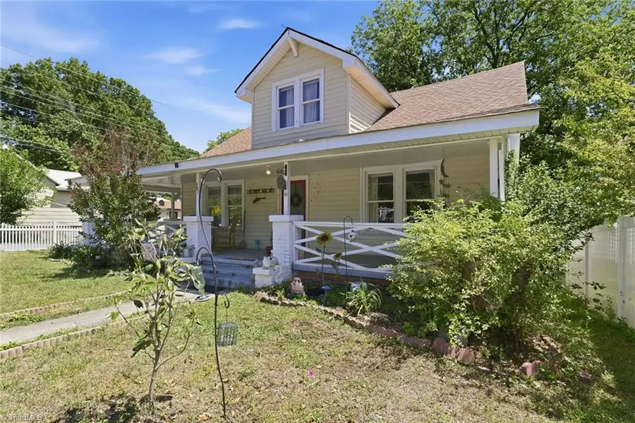 901 Montgomery Street, Reidsville, NC 27320 - #3