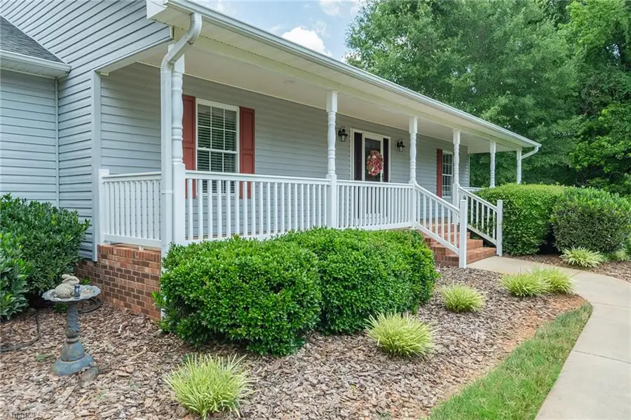 226 Augusta Drive, Lexington, NC 27295 - #2