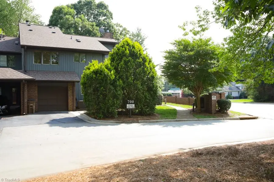 210 College Road #706, Greensboro, NC 27410 - #2
