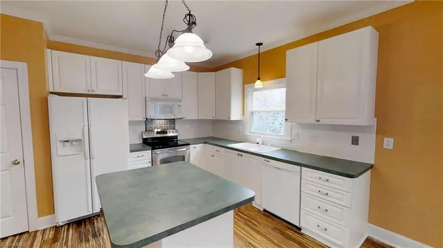 3165 Glenshire Drive, Winston Salem, NC 27127 - #3