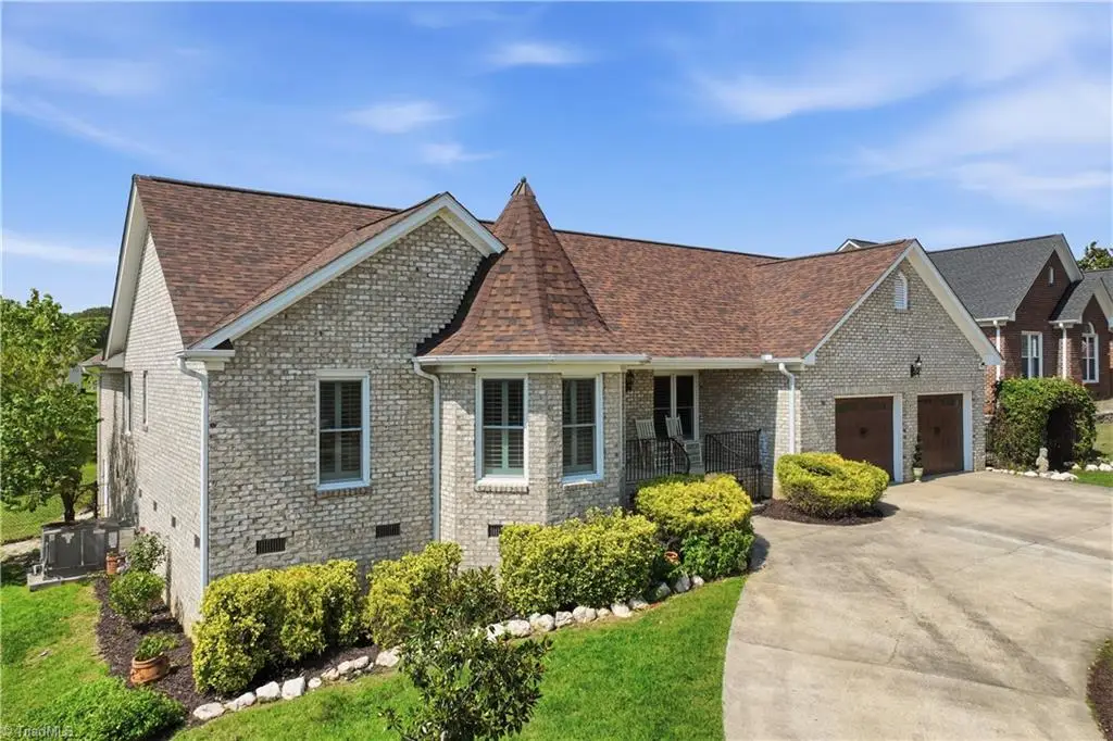 515 Wildwood Lane, Graham, NC 27253 - #1