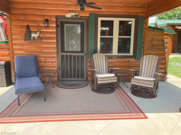 2524 Edmonds Road #17, Galax, VA 24333