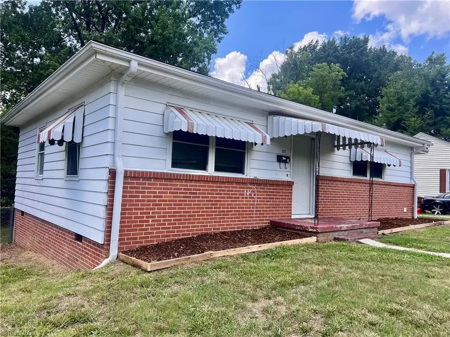 1521 N Ohenry Boulevard, Greensboro, NC 27405 - #2