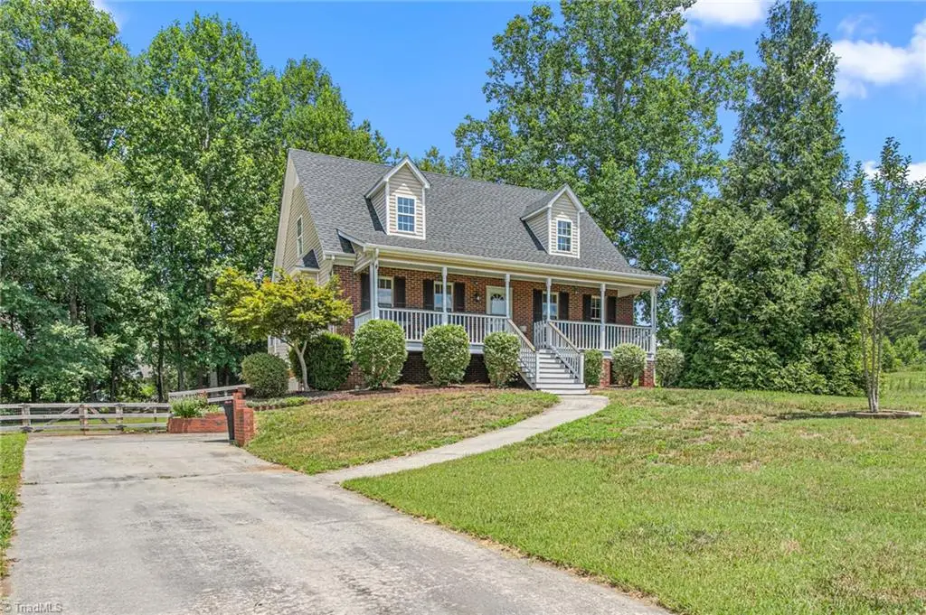 247 Twin Hill Road, Clemmons, NC 27012 - #1