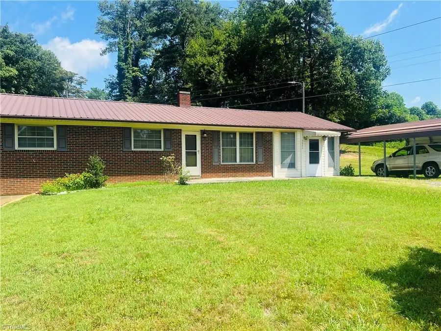 3844 Nc 268, Siloam, NC 27047 - #3