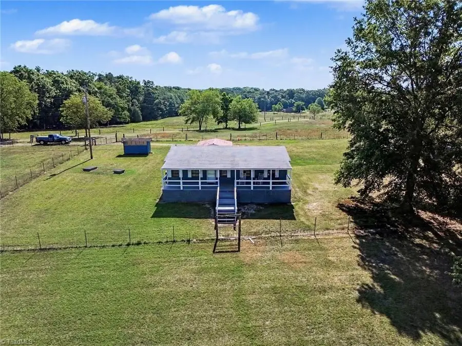 812 Forest Hills School Road N, Marshville, NC 28103 - #2