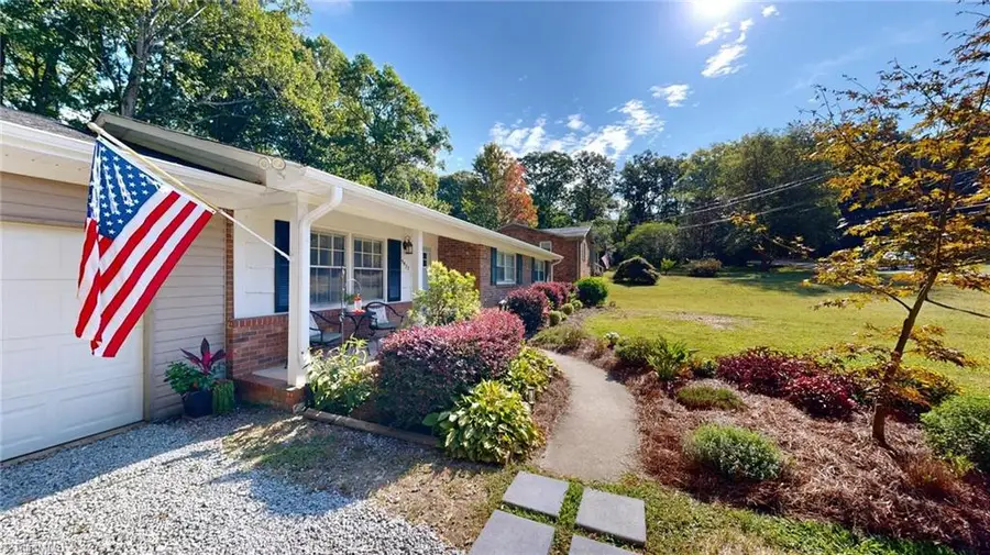 9477 Morton Drive, Kernersville, NC 27284 - #2