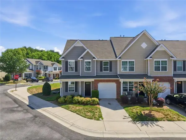 538 Song Sparrow Lane, Greensboro, NC 27409
