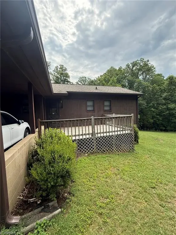 307 Valleygreen Trail, Pinnacle, NC 27043 - #3