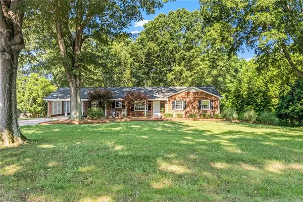 4216 Rayfield Drive, Winston-Salem, NC 27107