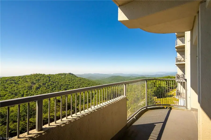 303 Sugar Top Drive #2210, Banner Elk, NC 28604 - #2