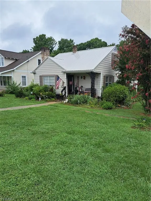 813 Carrick Street, High Point, NC 27262 - #2