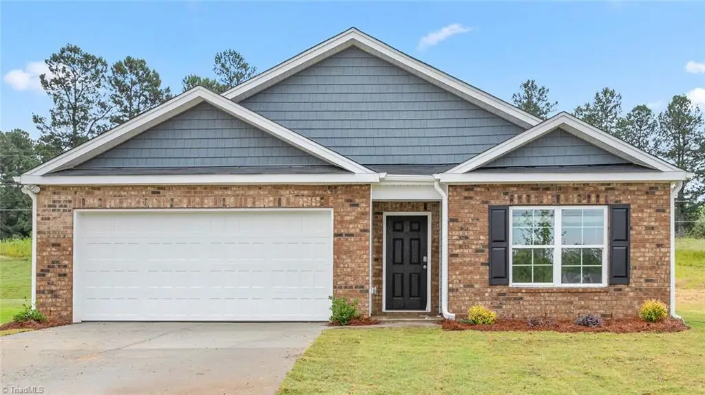 210 Bassett Drive, Lexington, NC 27292 - #1