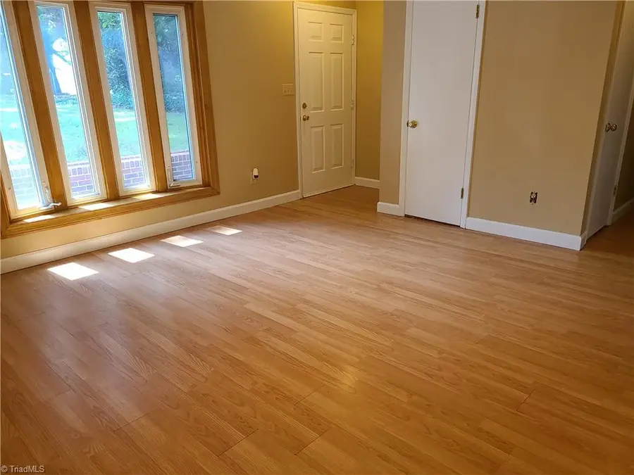 5516 Oak Summit Court, Winston Salem, NC 27105 - #3
