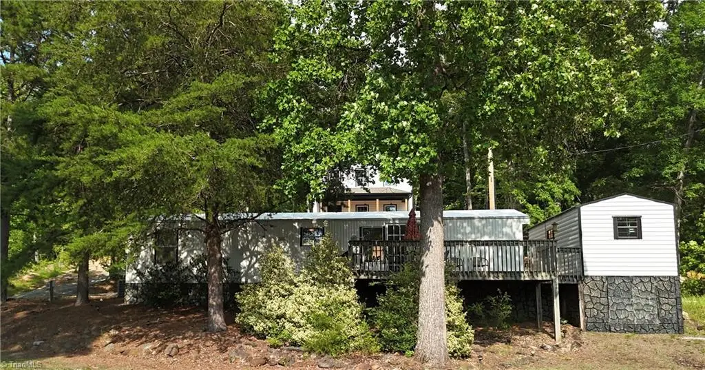 535 Lake Shore Drive, New London, NC 28127 - #1