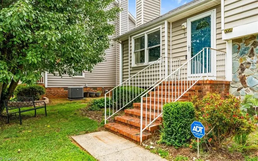3 Woodlea Ridge Court, Greensboro, NC 27406 - #2