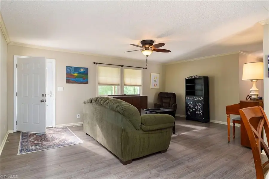251 Star Light Drive, Lexington, NC 27295 - #3