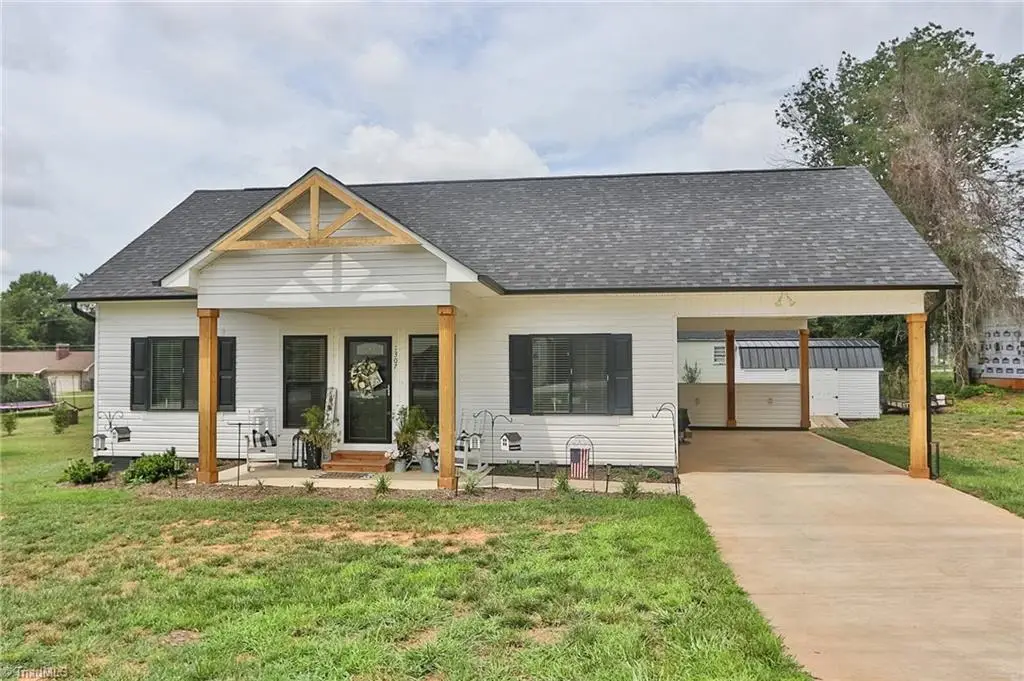1307 Unifi Industrial Drive, Yadkinville, NC 27055 - #1