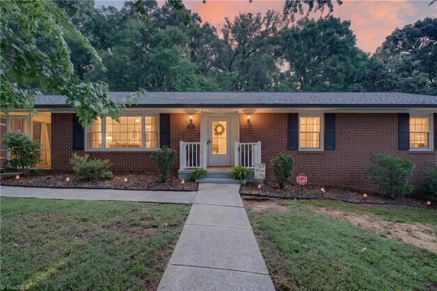 2547 Amesbury Road, Winston Salem, NC 27103 - #2