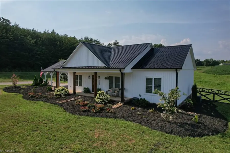 1004 Tilley Farm Road, Pinnacle, NC 27043 - #2