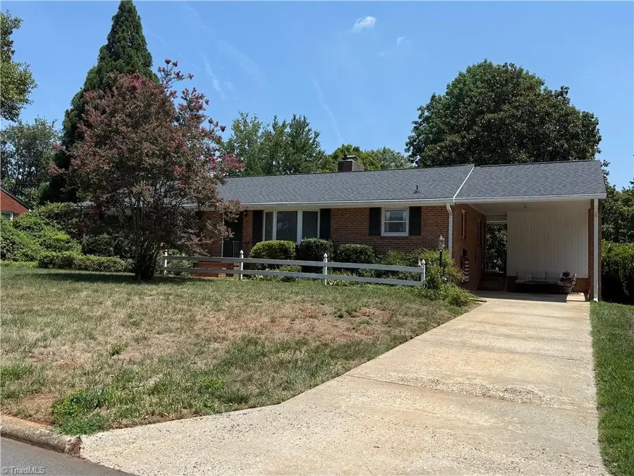 1004 Onslow Drive, Greensboro, NC 27408 - #2