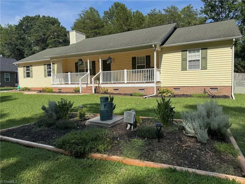 635 Charles Street, Rockwell, NC 28138 - #1