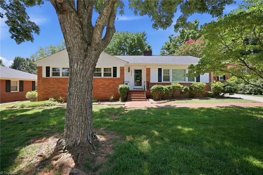 2911 Cornwallis Drive W, Greensboro, NC 27408 - #2