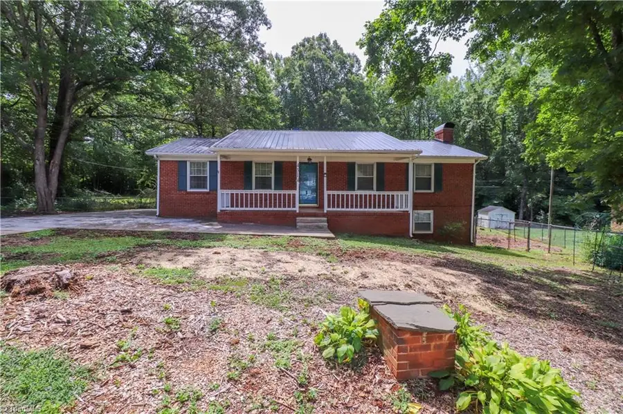 4314 Forestwood Drive, Greensboro, NC 27405 - #2