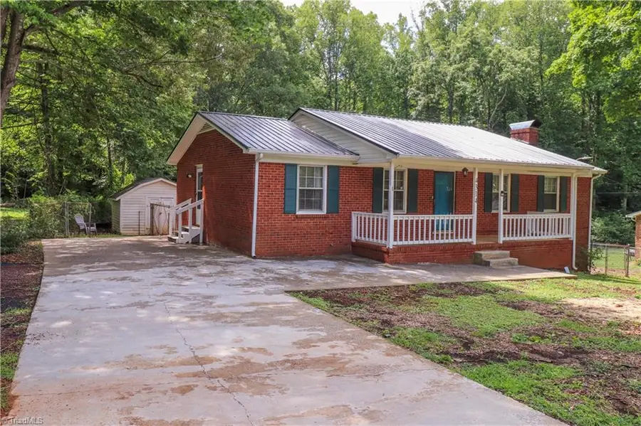 4314 Forestwood Drive, Greensboro, NC 27405 - #3