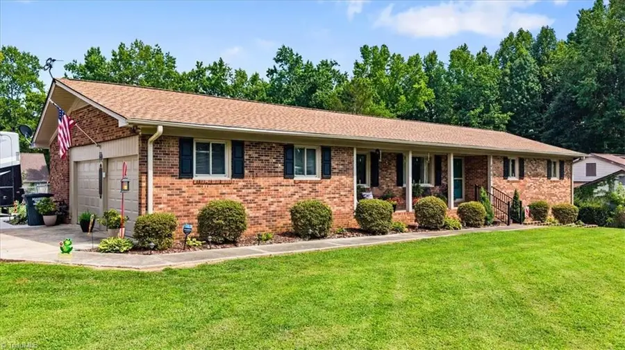 4662 Pineview Drive, Trinity, NC 27370 - #3