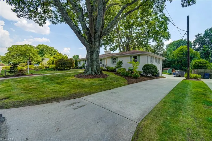 2410 Bitting Road, Winston Salem, NC 27104 - #2