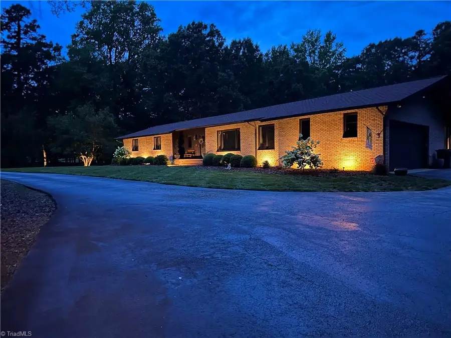 6955 Harlow Drive, High Point, NC 27263 - #2