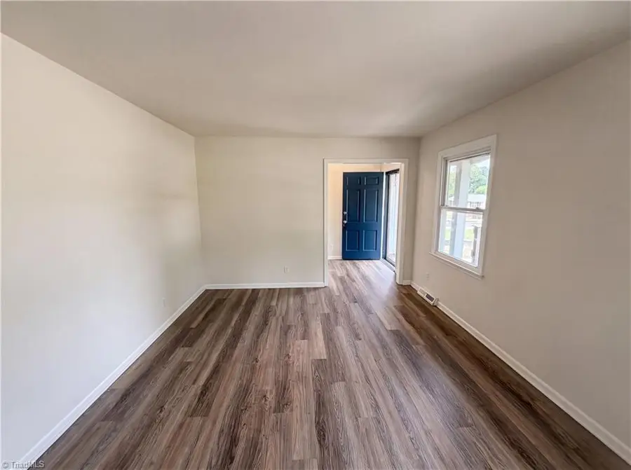 4105 Chateau Drive, Greensboro, NC 27407 - #2