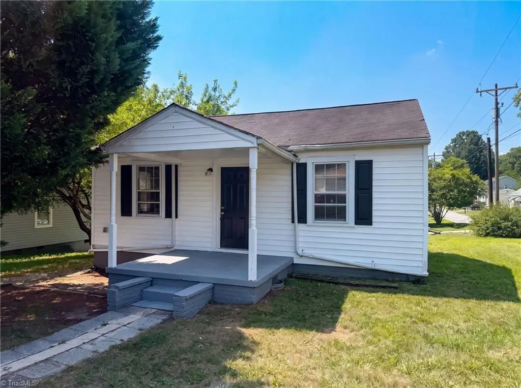 920 Elm Street, Burlington, NC 27217 - #1