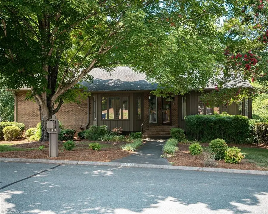 137 Breckindale Circle, Winston Salem, NC 27104 - #2