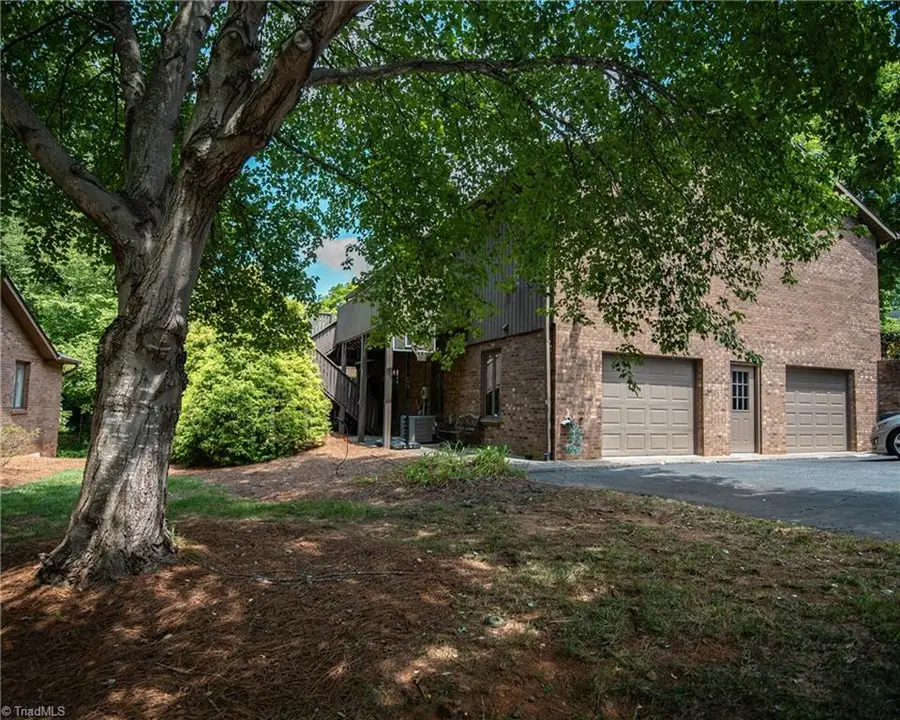 137 Breckindale Circle, Winston Salem, NC 27104 - #3
