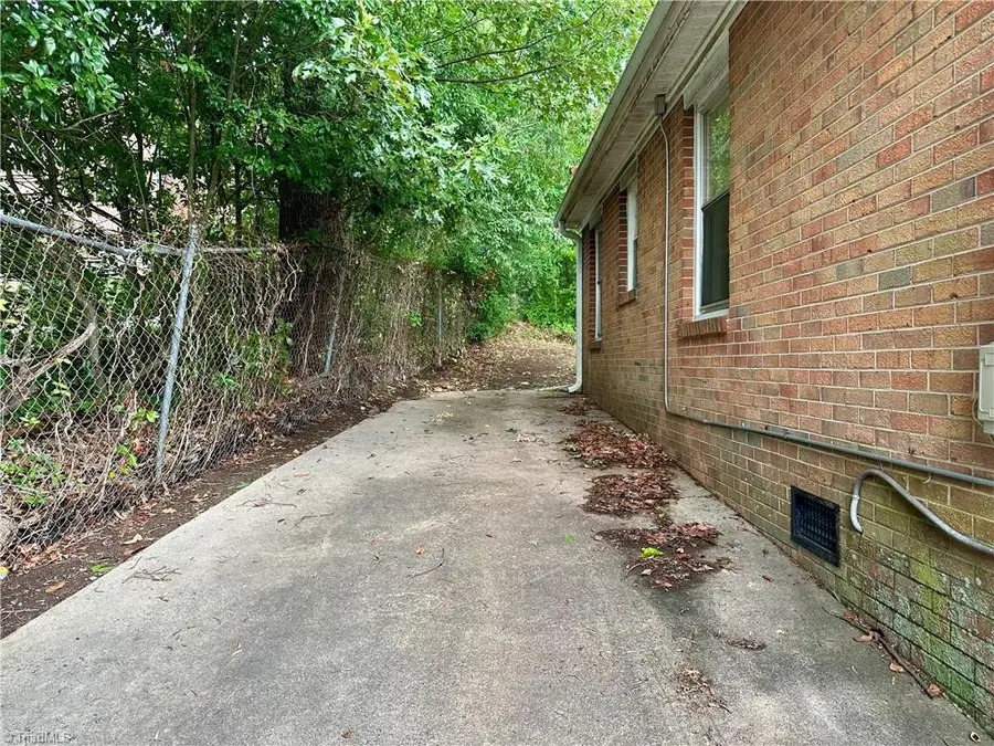 1240 Churton Street, Winston Salem, NC 27103 - #2