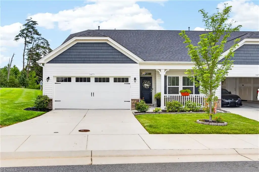 1671 Coopers Hawk Drive, Kernersville, NC 27284 - #1
