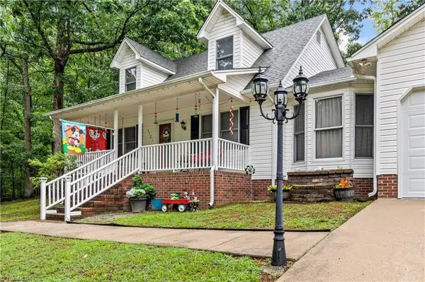 4721 Whisper Oak Drive, Trinity, NC 27370